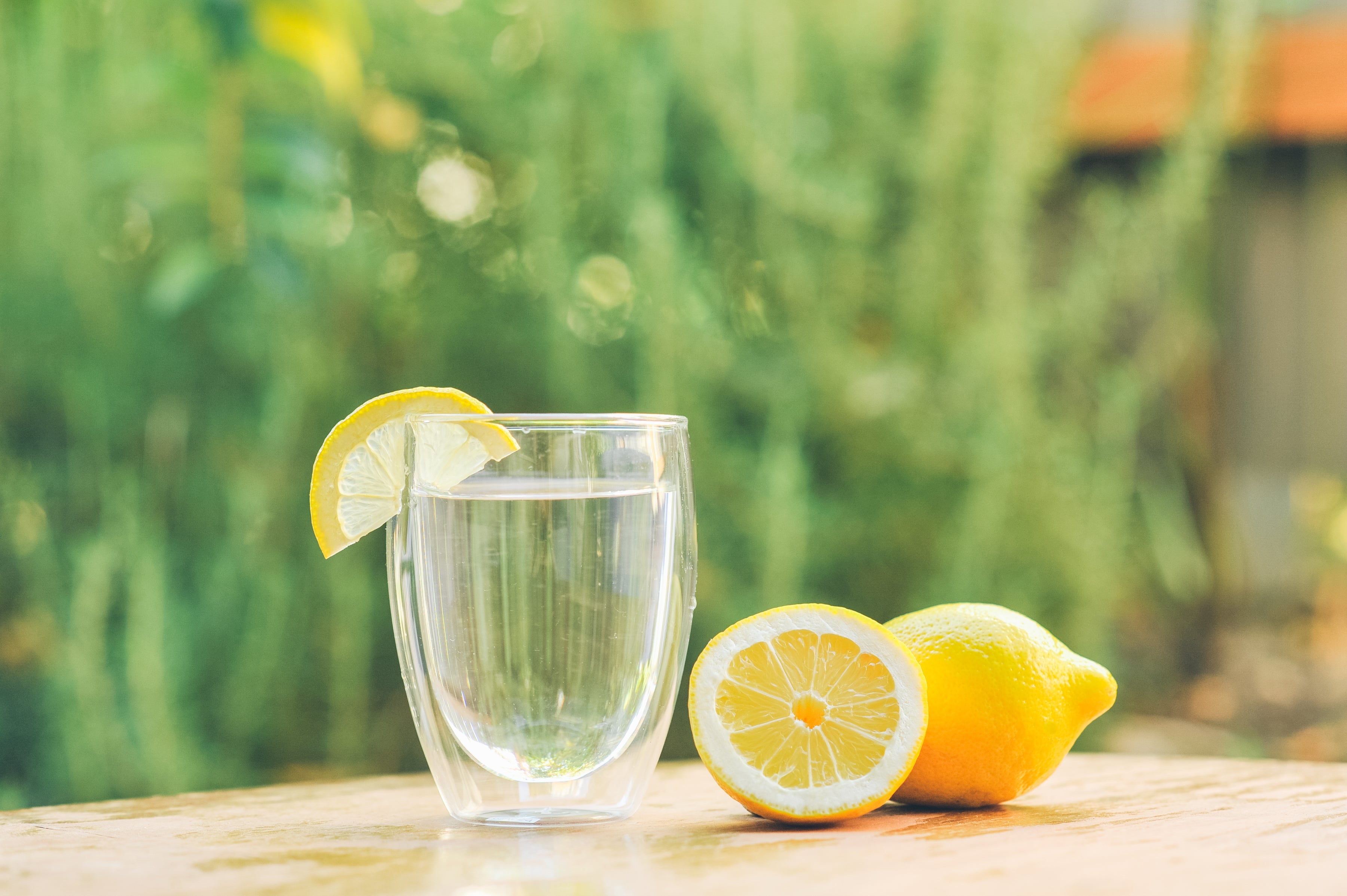 The Morning Electrolyte Ritual for Radiant Skin & Energy