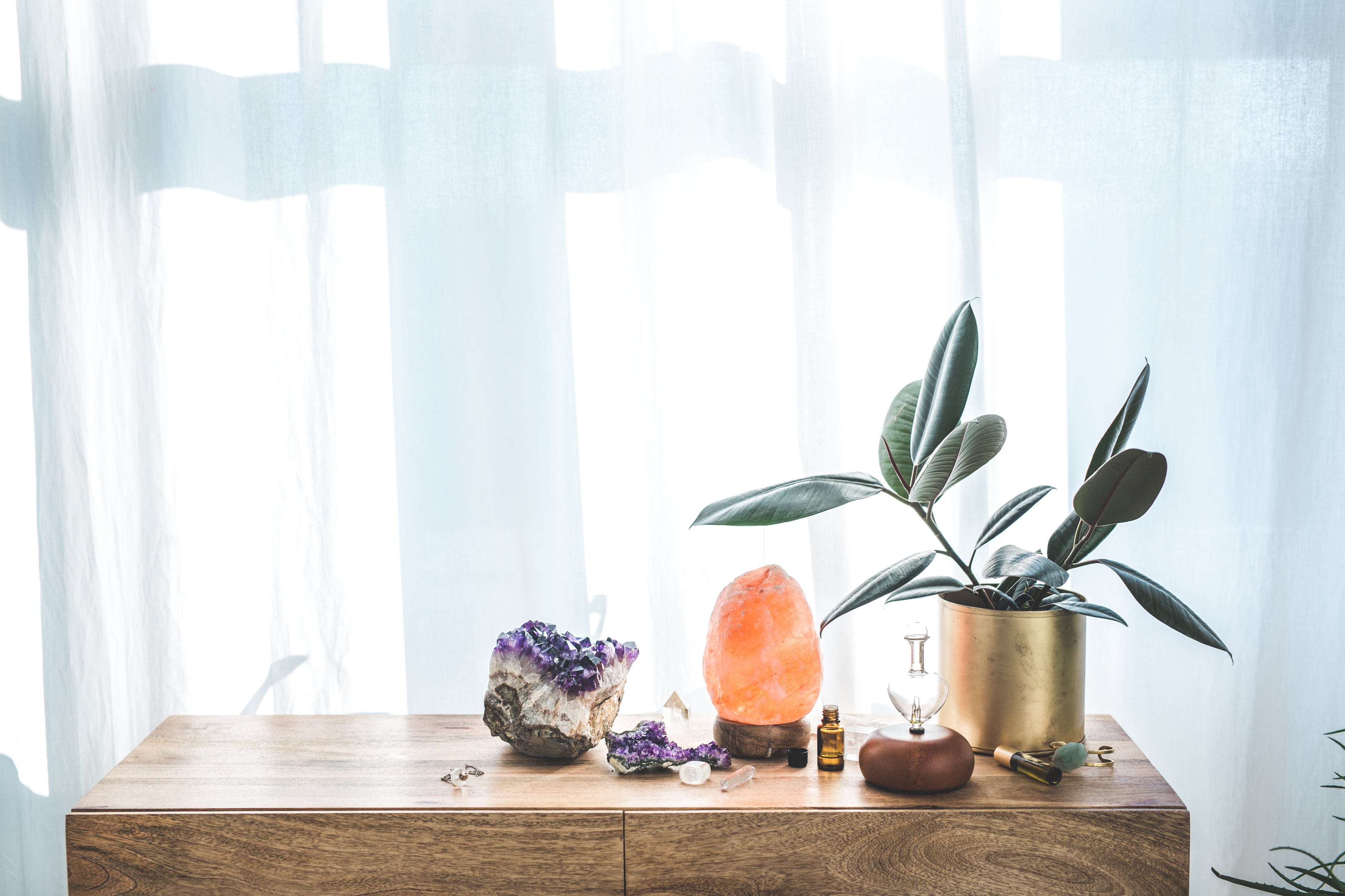 5 Non-Topical Ways to Support Clear Skin (Holistic + Science-Backed)