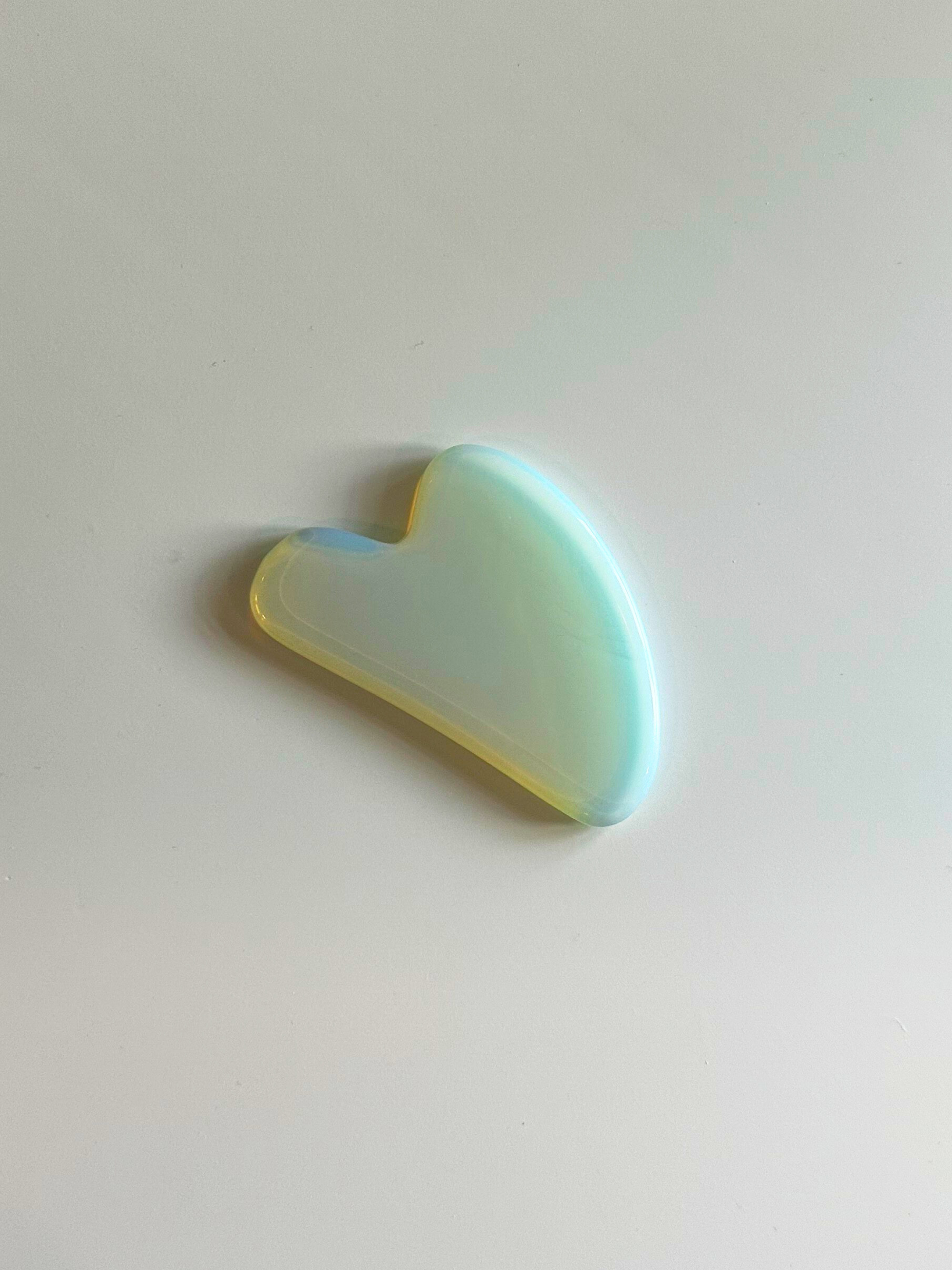 Gua Sha Facial Lifting Tool
